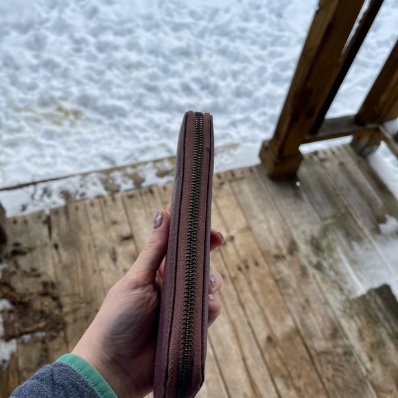 Matt & Nat Wallet - Picture 6 of 7